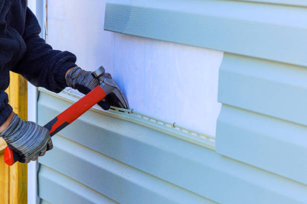 Reliable Emergency Siding Repair contractor in Fort Washington, MD by Squared Siding